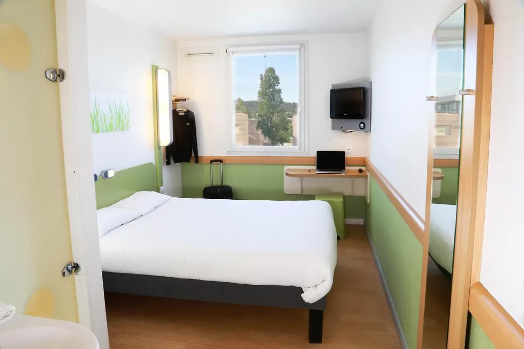 Ibis Budget Marseille Vitrolles 2*, Vitrolles (Bouches-du-Rhone) France